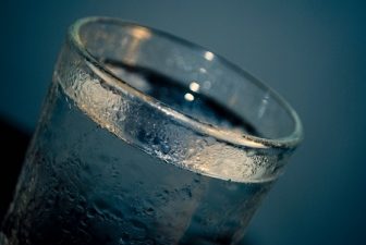 Agua curativa reiki homeopática y más variedades